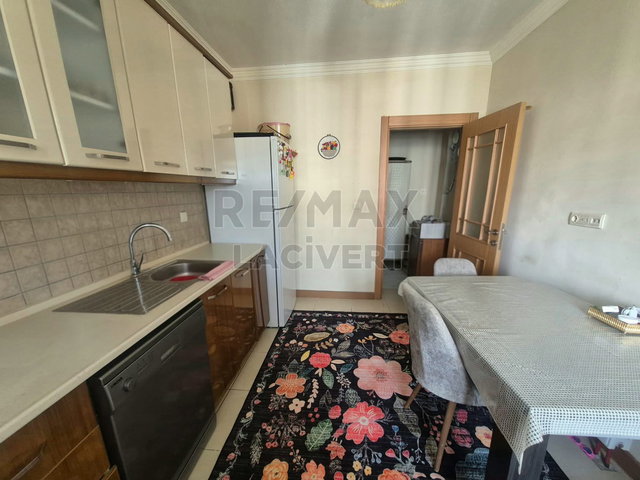 RE/MAX LACİVERT'TEN A.GAZİ TOKİ'DE BORÇSUZ SATILIK 3+1 DAİRE