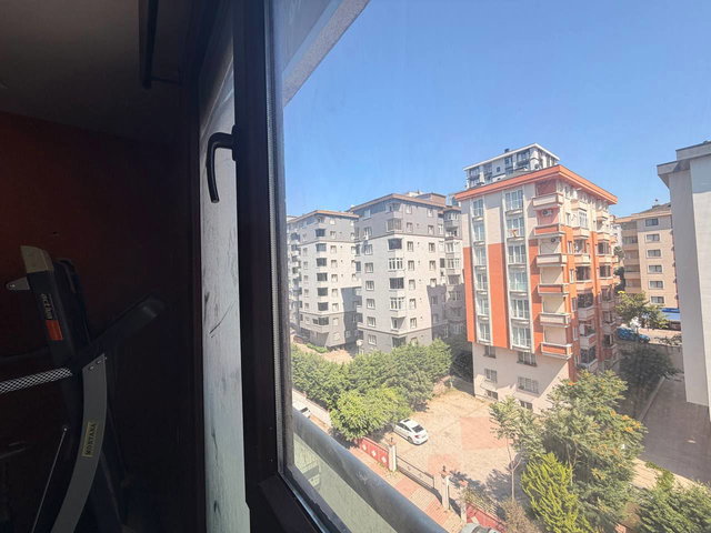 ÜMRANIYE TATLISU MAH.DE SATILIK 2+1  ÖZEL TASARIM LOFT DAIRE