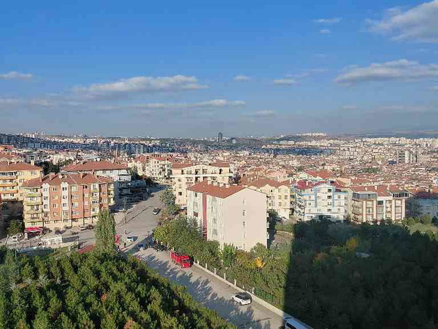 KEÇİÖREN’DE SİTE İÇİNDE 3+1 | 138 M² BRÜT | 9. KAT | MERKEZİ ISITMA (PAY ÖLÇER)