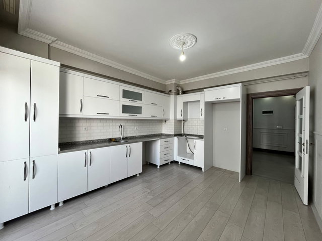 REMAX İLKE'DEN HİLALKENT'TE 3+1 SATILIK LÜKS DAİRE