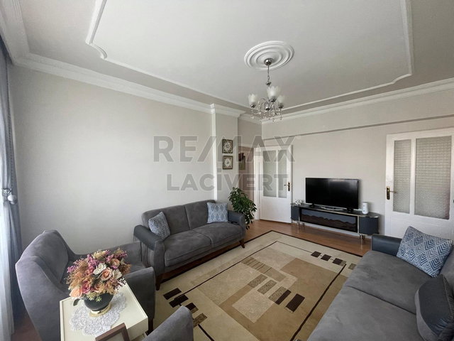RE/MAX LACIVERT'TEN YENIŞEHIR'DE SATILIK 3+1 SATILIK
