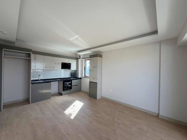 İNCEK TAŞPINAR BULVARA YÜRÜME MASAFESİNDE KİRALIK 1+1 DAİRE
