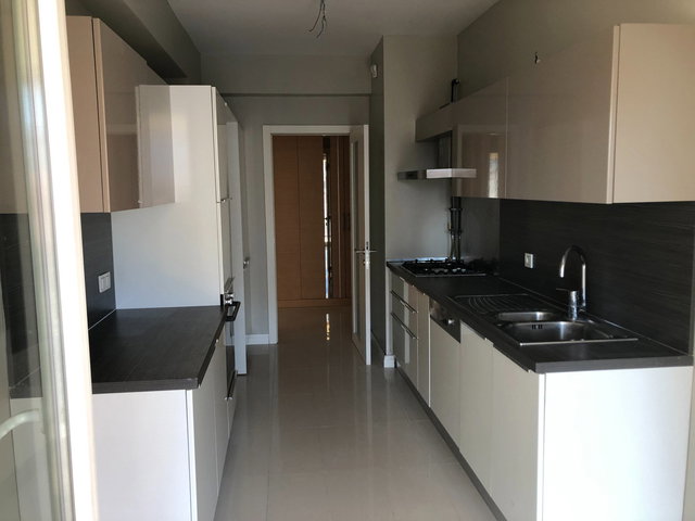 SUR YAPI METROGARDEN UZMANI LEYLA ŞİMŞEK 3+1 155M² SURYAPI