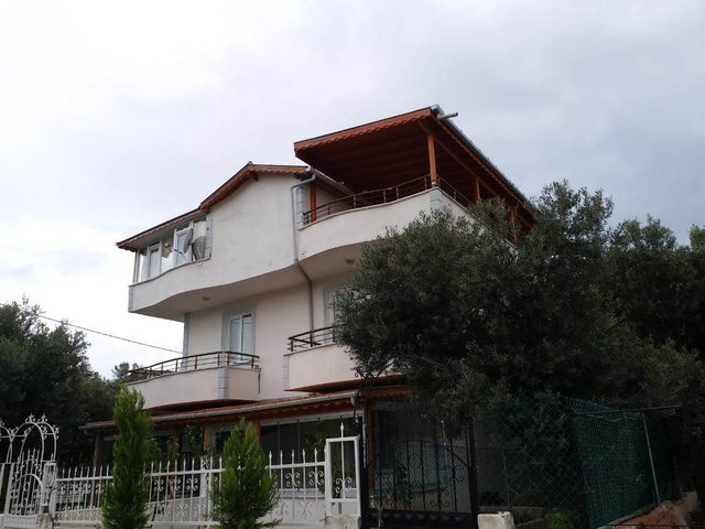 AVŞA ADASI ATAŞ SİTESİ’NDE SATILIK 4+1 ÇATI DUBLEKSİ