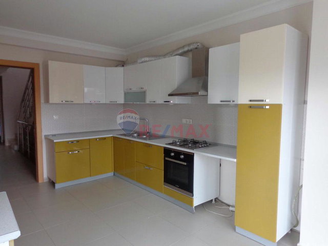 ALACATLI ÇAYYOLU YAŞAMKENT KİRALIK GEZGİN 1 SİT.DOĞA KOLEJİ YANI VİLLA