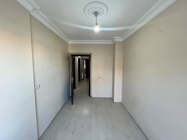 İZMİT ERENLERDE TEK TAPU SATILIK 2 ADET AYRI MUTFAK 1+1 DAİRE