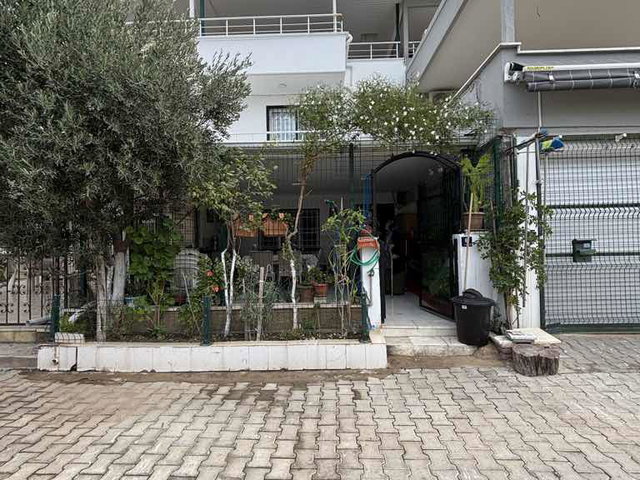 DİDİM  MERSİNDERE MAHALLESİNDE DENİZE 400 METRE MESAFEDE 3+1 YAZLIK