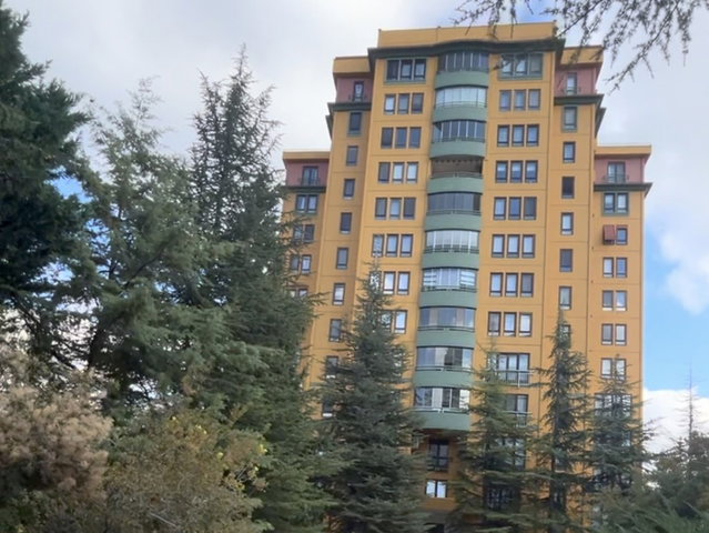 KORU’DA ARCADİUM KARŞISI SATILIK 4+1 DAİRE