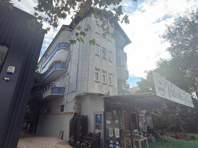 REMAX METROPOLİTAN'DAN YAĞCILARDA DEPOZİTOSUZ KİRALIK GENİŞ 2+1!!