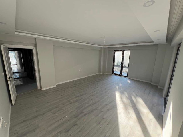 DİLEK ERCAN REMAX ÇAKRA GÖLCÜK ŞİRİNKÖY’DE 3,5+1 BAHÇELİ DAİRE 135 M² NET