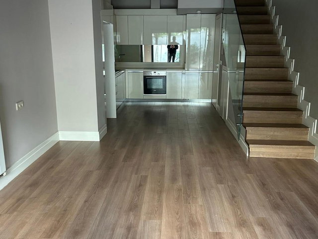 TERRACE HAYAT SİTESİNDE , BAHÇELİ 3+1 TRİPLEKS VİLLA