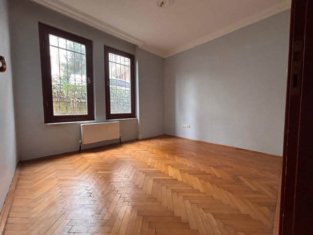 SARIYER ÖZDEN SİTESİ’NDE KİRALIK 3+1 DAİRE