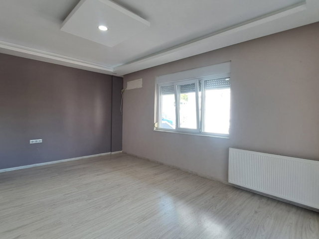 ERENKÖY’DE GÜNEY-DOĞU CEPHELİ 3+1 KİRALIK DUBLEKS DAİRE
