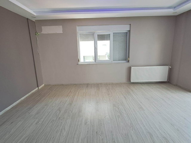 ERENKÖY’DE GÜNEY-DOĞU CEPHELİ 3+1 KİRALIK DUBLEKS DAİRE