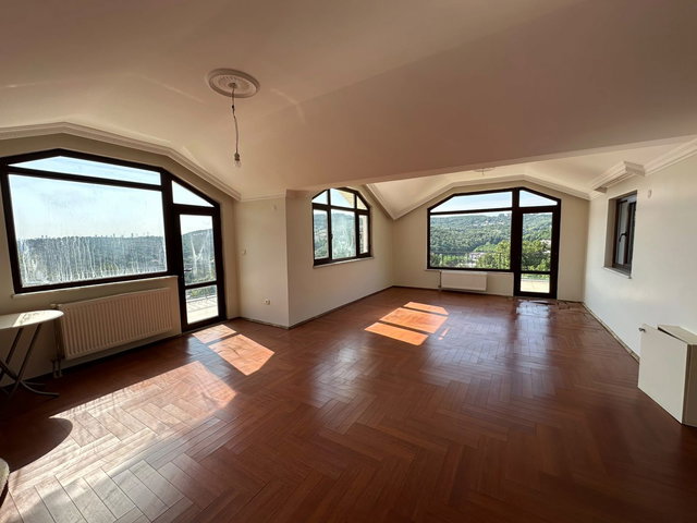 ÇIFTLIK MAH.'DE KIRALIK 470 M² 6+3 VILLA MÜŞTEMILATLI