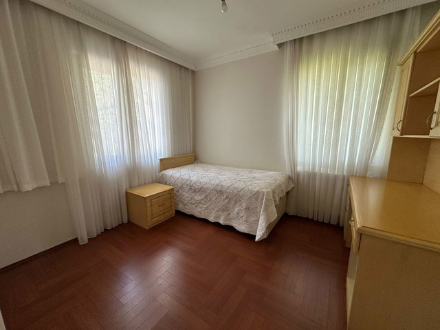 ÇIFTLIK MAH.'DE KIRALIK 470 M² 6+3 VILLA MÜŞTEMILATLI