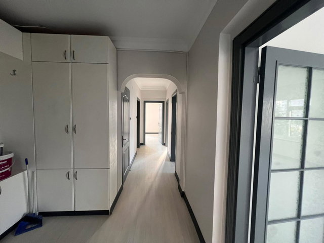 BEYLİKDÜZÜ BARIŞ MAH. EKO APARTMANI YENİLENMİŞ 3+1 135 M²