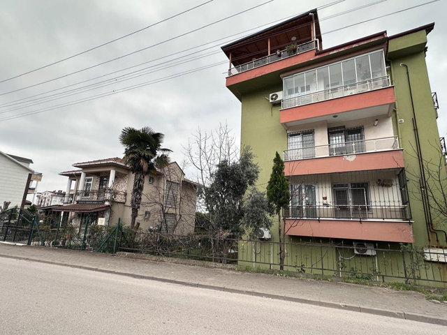 PLAJYOLU CUMHURIYET MAHALLESI SAHILE YAKIN MASRAFSIZ GENIŞ 2+1