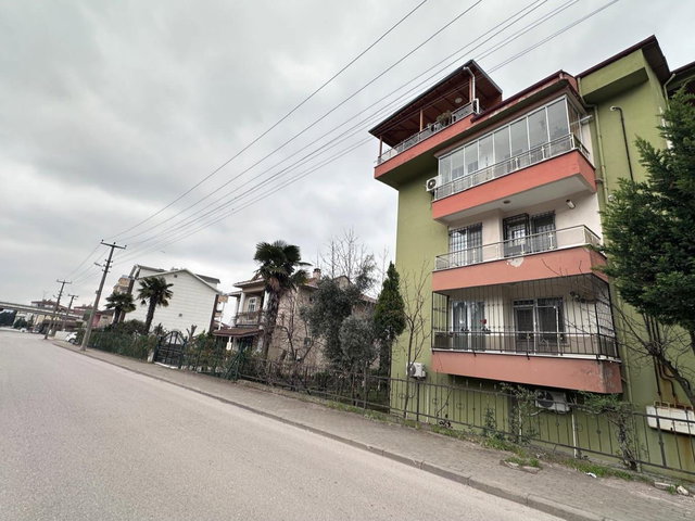 PLAJYOLU CUMHURIYET MAHALLESI SAHILE YAKIN MASRAFSIZ GENIŞ 2+1