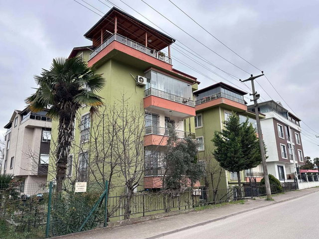 PLAJYOLU CUMHURIYET MAHALLESI SAHILE YAKIN MASRAFSIZ GENIŞ 2+1