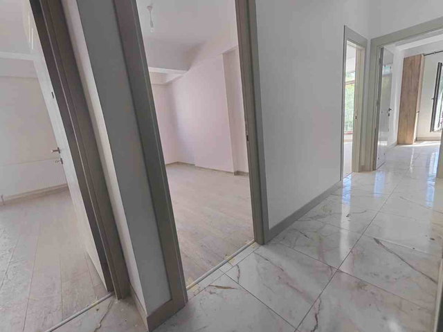 BEYLİKDÜZÜ YAKUPLU ' DA 2+1 KIRALIK DAİRE