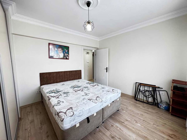 AHMET YESEVİDE İSKANLI BALKONLU 2+1 DAİRE