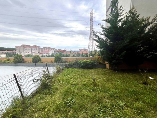 SITE IÇINDE 3+1 FERAH SATILIK DAIRE-KASIM AYINDA EV BOŞALACAK