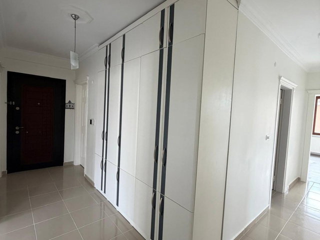 RE/MAX LAND'DAN ÇETIN EMEÇ BULVARI CADDE ÜZERI 3+1 SATILIK DAIRE