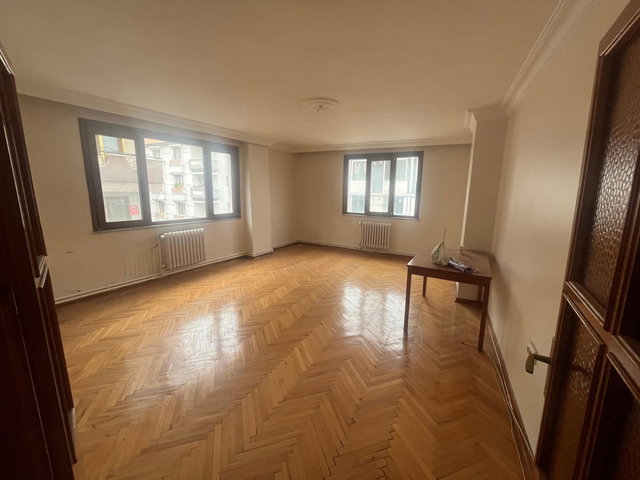 AMBARLI SAHİLE YÜRÜME MESAFESİNDE KİRALIK 5+1 TERASLI DUBLEKS