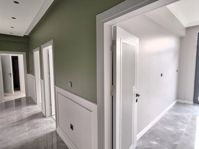BAŞİSKELE'DE 3+1 EBEVEYN BANYOLU KİRALIK DAİRE