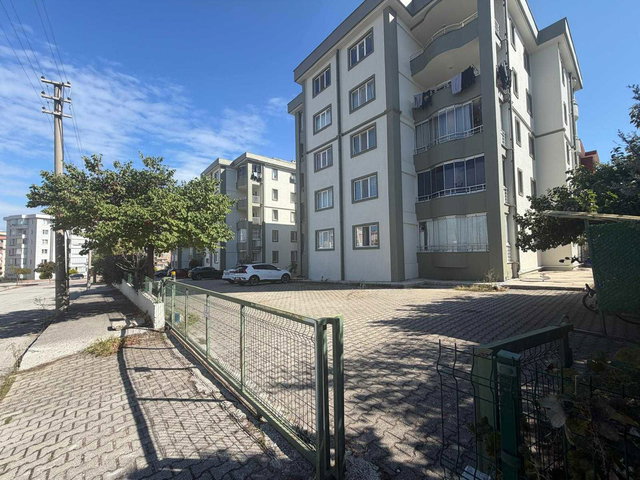ÇANAKKALE MERKEZ ESENLER’DE KARDELEN SİTESİ’NDE 3+1 SATILIK DAİRE