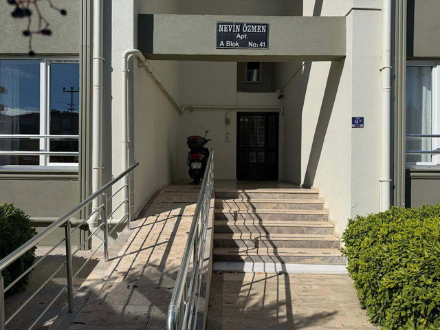 ÇANAKKALE MERKEZ ESENLER’DE KARDELEN SİTESİ’NDE 3+1 SATILIK DAİRE