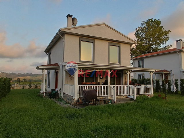 KANDIRA’DA 3,790M2 ARSA’DA 4 ADET MÜSTAKİL VİLLA + 1 MÜŞTEMİLAT
