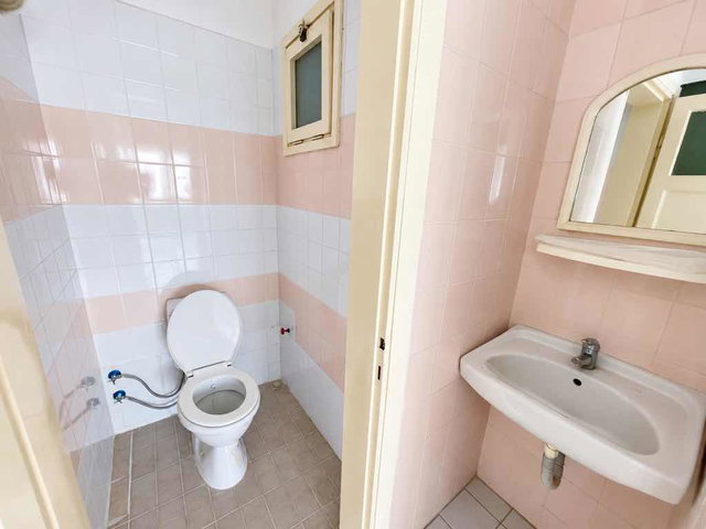 KUŞADASI’NDA SİTE İÇİNDE 3+1, 110 M² BRÜT, ÇİFT CEPHELİ, BALKONLU KİRALIK DAİRE