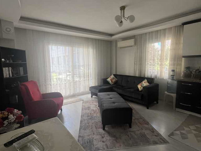 ÇANDARLI MERKEZDE EŞYALI 2+1 KİRALIK DAİRE | BALKONLU, DOĞU-KUZEY CEPHE, BOŞ VE HEMEN TESLİM