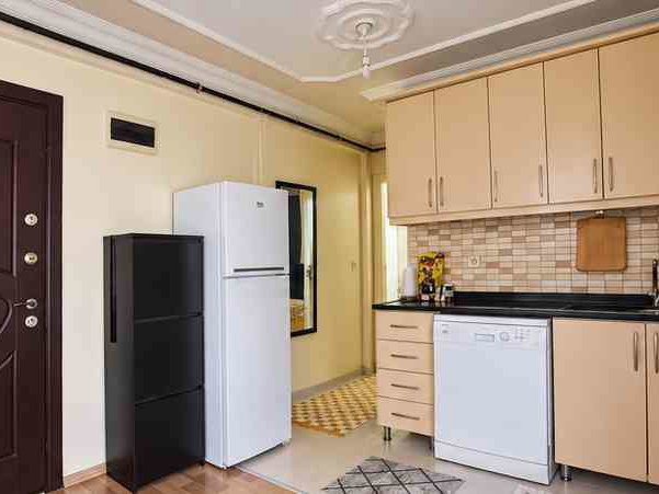 REMAX GİZEM BURKAY'DAN ÜMRANİYE ESENEVLER 1+1 YATIRIMLIK DAİRE