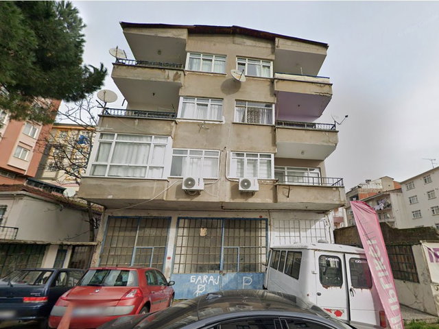 KARTAL YUKARI MAH ’DE 3 BALKONLU BELEDİYE ARKASI YATIRIMLIK SATILIK DAİRE