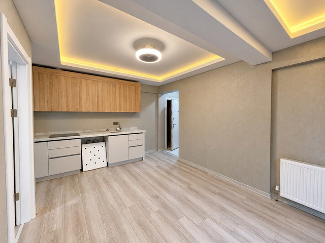 KIZILAY MERKEZ'DE MİTHATPAŞA ZİYA GÖKALP'TE 1+1 SIFIR LÜKS KONUT