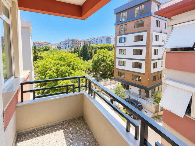 BATI MAH. BALKONLU ARA KAT 3+1 KİRALIK DAİRE