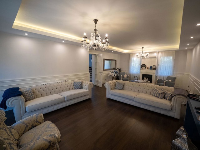 REMAX MODEL DEN YENIŞEHIR ONELYA SITESINDE 4+2 SATILIK VILLA