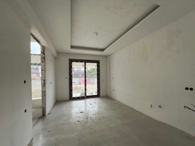 BAĞLICADA SİTE İÇERİSİNDE SIFIR DUBLEKS VİLLA