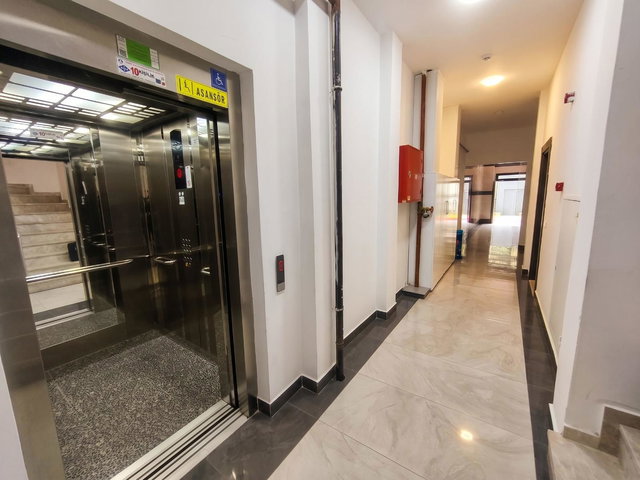 ATAŞEHIR'IN YENI YILDIZI SARIÇINAR MILENYUM KONAKLARI'NDA PRESTIJLI 2+1