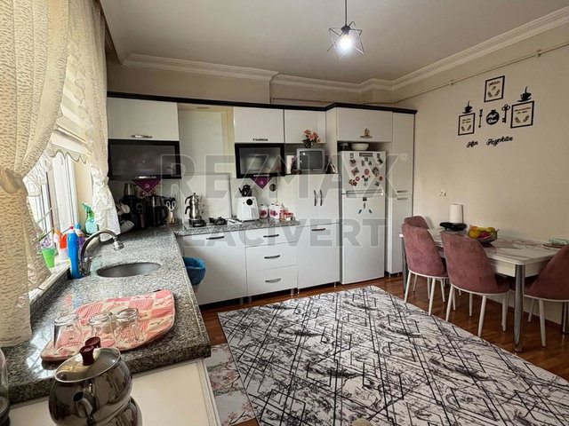 RE/MAX LACİVERT'TEN YENİŞEHİR'DE SATILIK 3+1 DAİRE