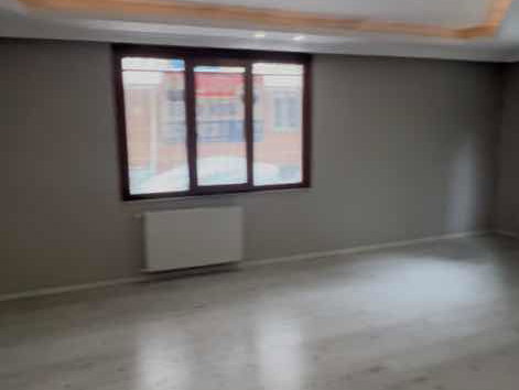 REMAX’TAN AİLE APARTMANINDA 2+1 KAPALI MUTFAKLI YENİ DAİRE