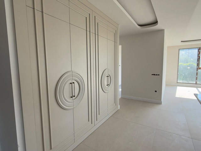 REMAX RAHŞAN ÇAM'DAN DENİZ MANZARALI GENİŞ 3+1 DAİRE