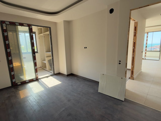 REMAX RAHŞAN ÇAM'DAN DENİZ MANZARALI GENİŞ 3+1 DAİRE