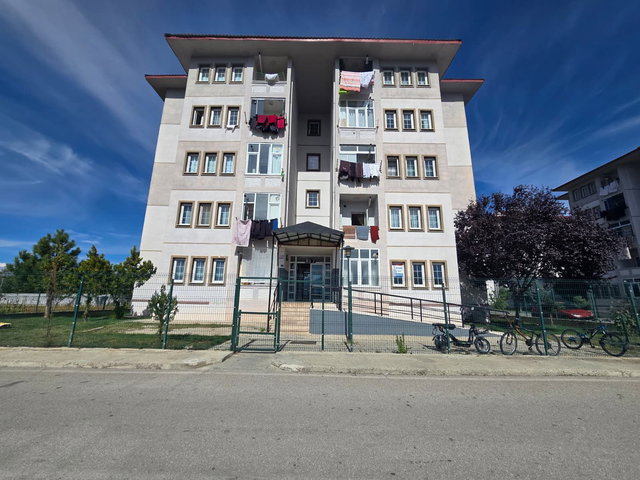 REMAX DEM'DEN KAVAKYOLU 2.ETAP TOKİDE 2+1 KİRALIK DAİRE