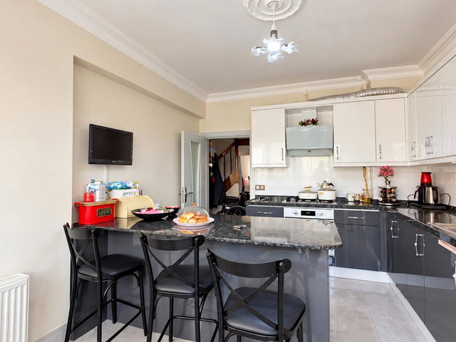 ATAKUM CUMHURİYET MAH’DE 5+2 DUBLEKS | 240 M² NET | EN ÜST KAT