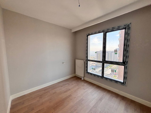 REMAX LEVEL'DAN ADRES ANKARA'DA 2+1 KAPALI MUTFAK SATILIK DAİRE
