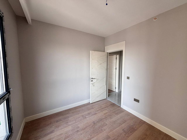 REMAX LEVEL'DAN ADRES ANKARA'DA 2+1 KAPALI MUTFAK SATILIK DAİRE